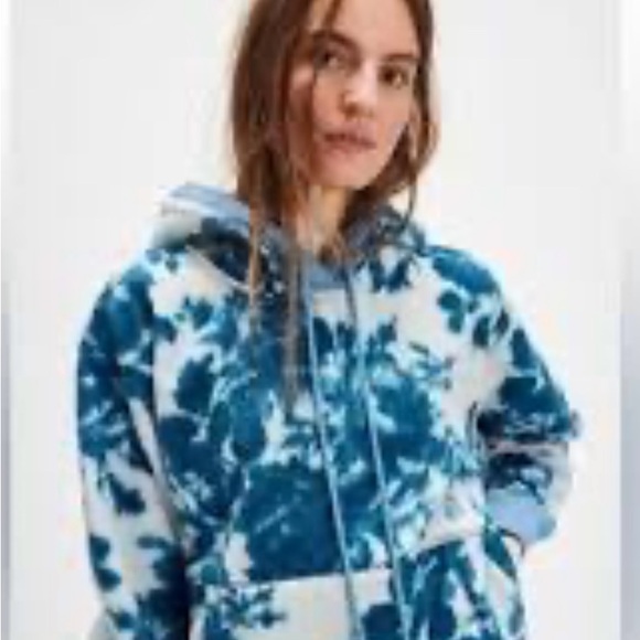 Free People Tops - Free people With Love Fleece NWT S